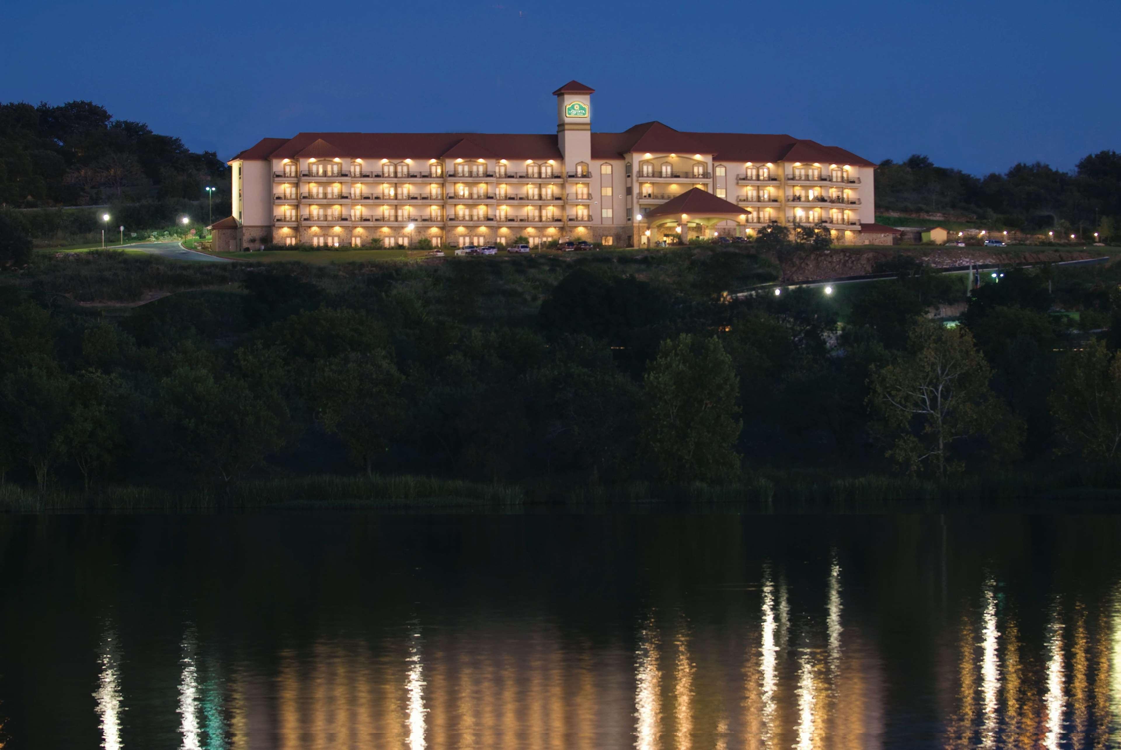 La Quinta By Wyndham Marble Falls Eksteriør bilde